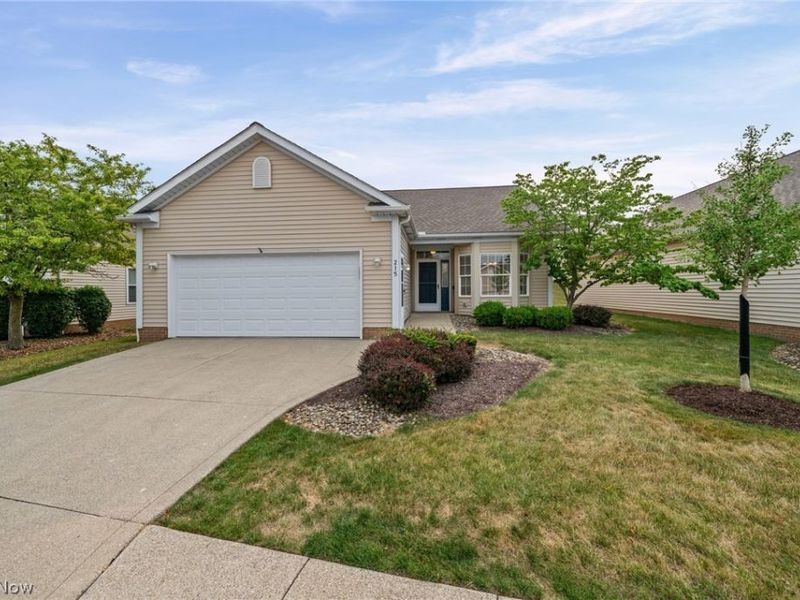 215 Village Drive, Unit 28, Independence, OH 44131 Photo 1