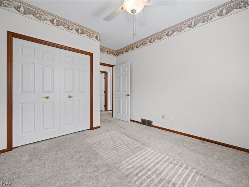 215 Village Drive, Unit 28, Seven Hills, OH 44131 Photo 13