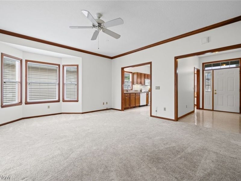 215 Village Drive, Unit 28, Seven Hills, OH 44131 Photo 7