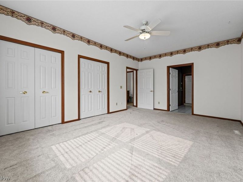 215 Village Drive, Unit 28, Seven Hills, OH 44131 Photo 9
