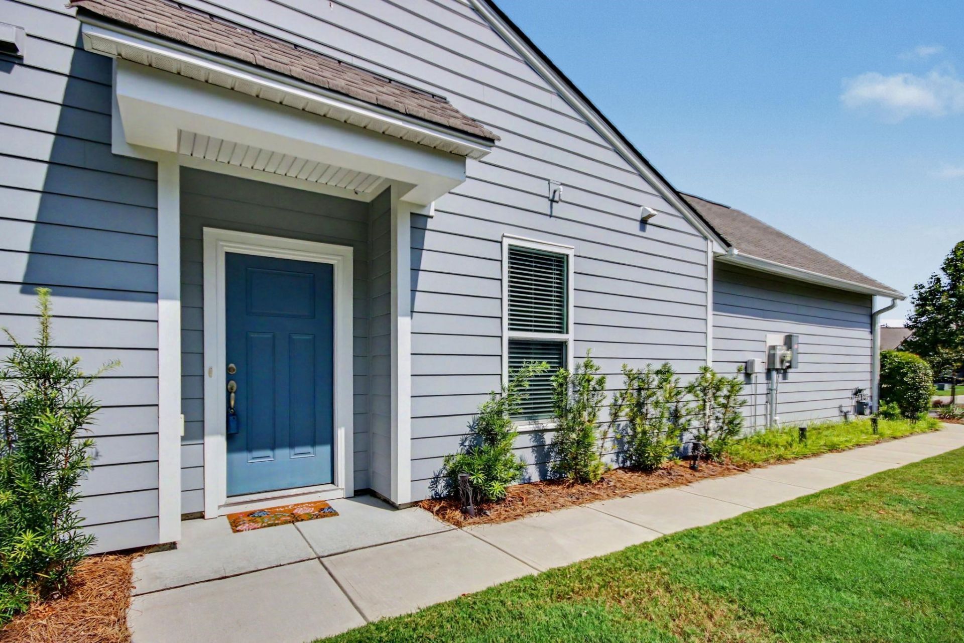 5877 Cremona Dr.  Photo 4