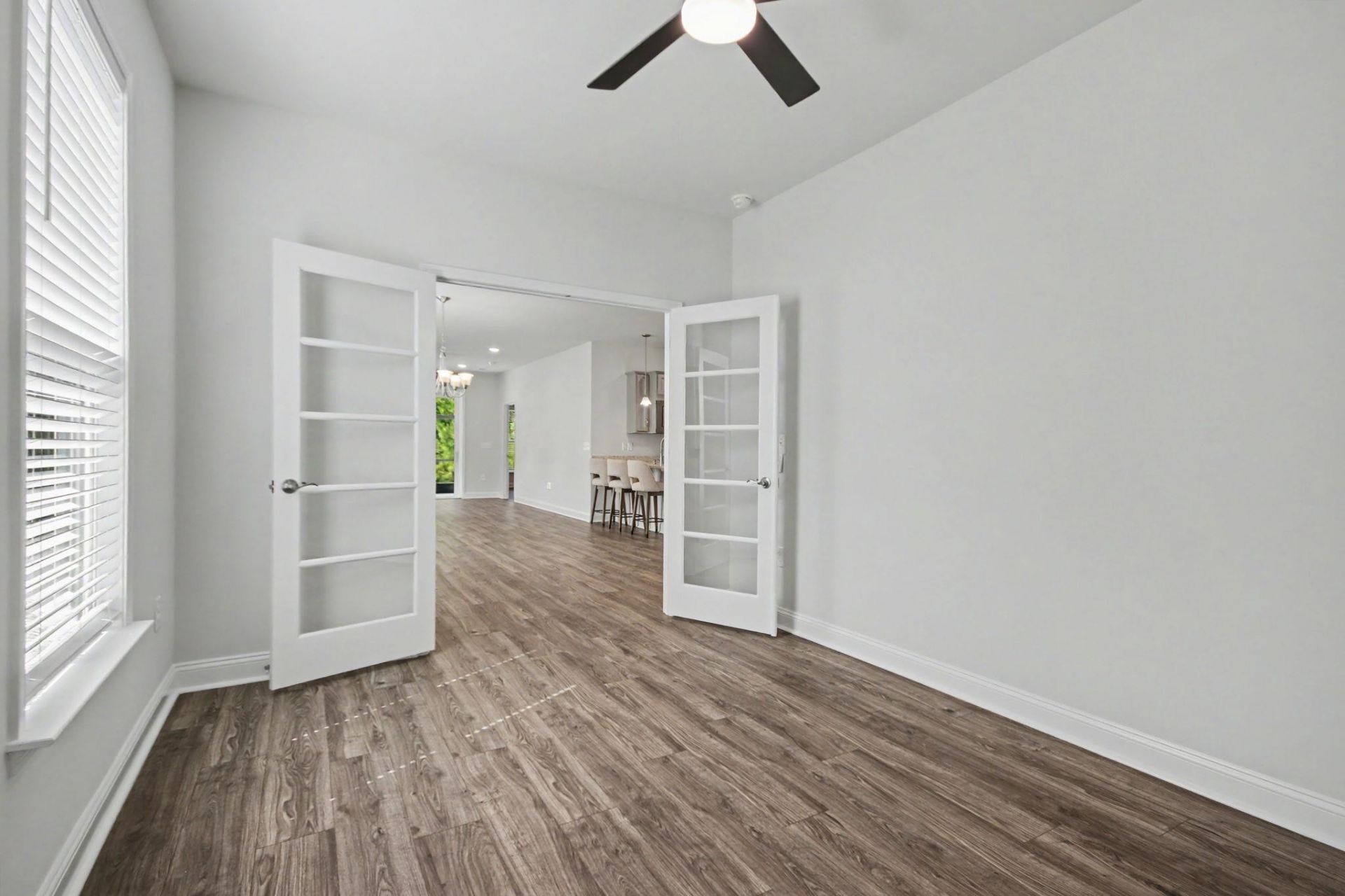 5877 Cremona Dr.  Photo 7