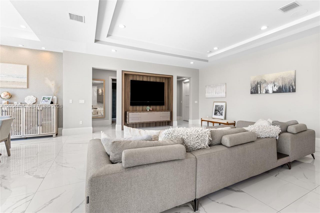 924 Evergreen Dr , Delray Beach, FL 33483 Photo