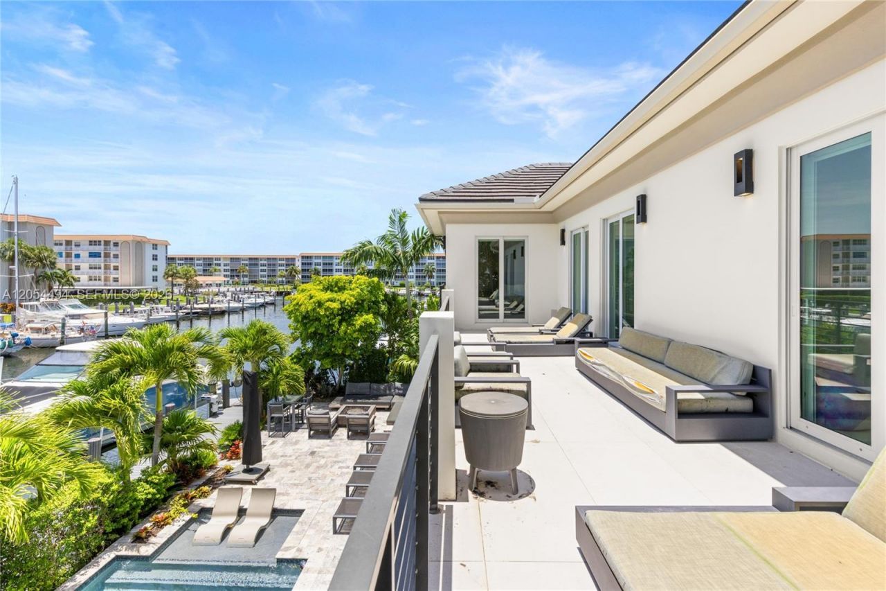 924 Evergreen Dr , Delray Beach, FL 33483 Photo