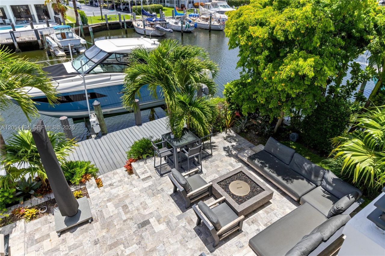 924 Evergreen Dr , Delray Beach, FL 33483 Photo
