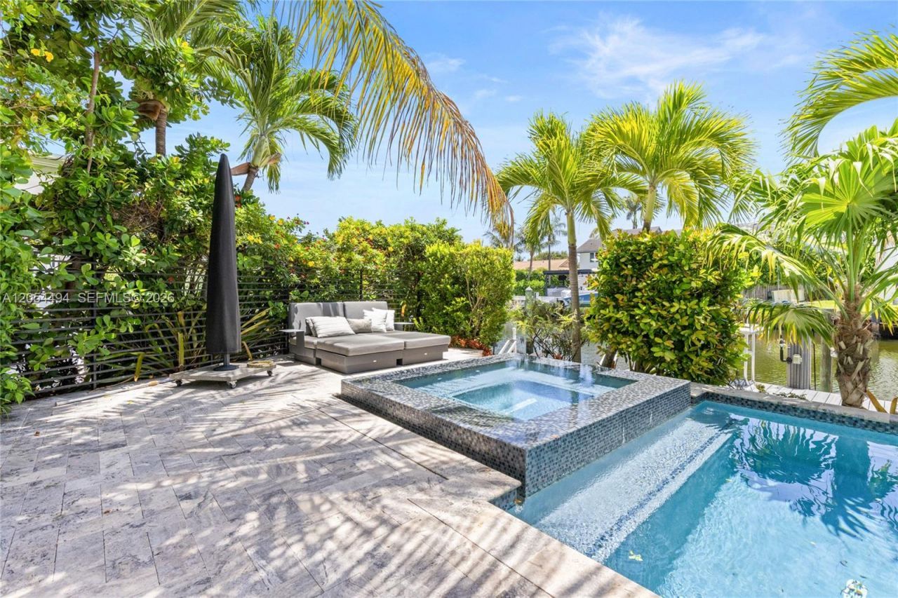 924 Evergreen Dr , Delray Beach, FL 33483 Photo