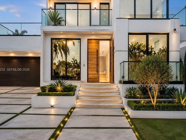 6020 Alton Rd , Miami Beach, FL 33140