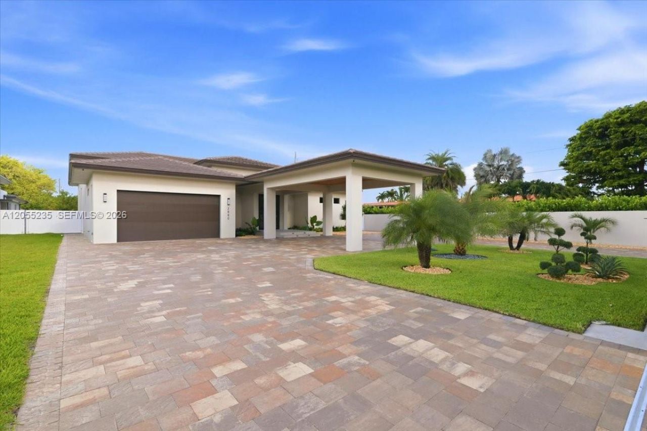 2880 SW 113 Avenue, Miami, FL 33165 Photo