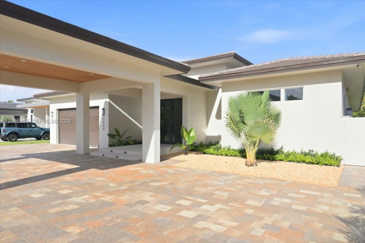 2880 SW 113 Avenue, Miami, FL 33165 Photo