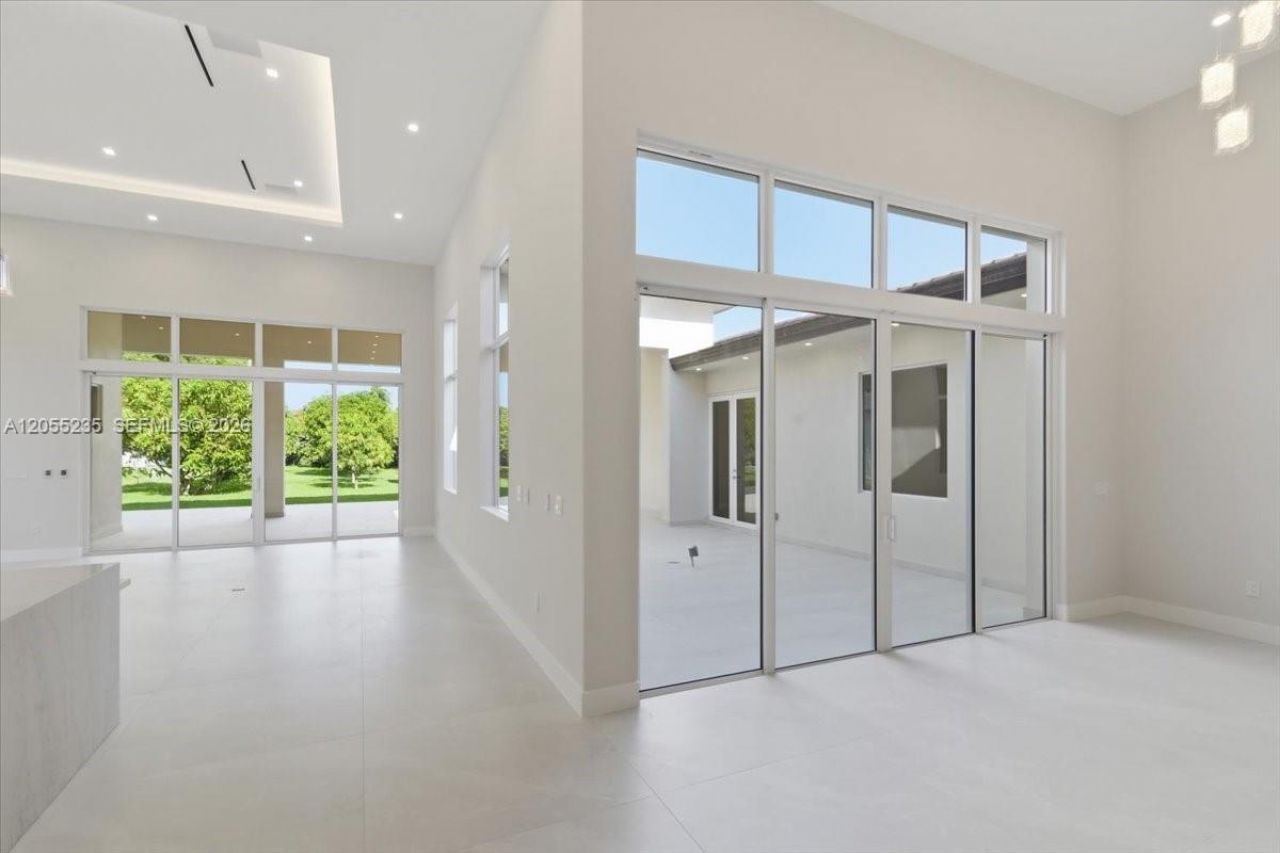 2880 SW 113 Avenue, Miami, FL 33165 Photo