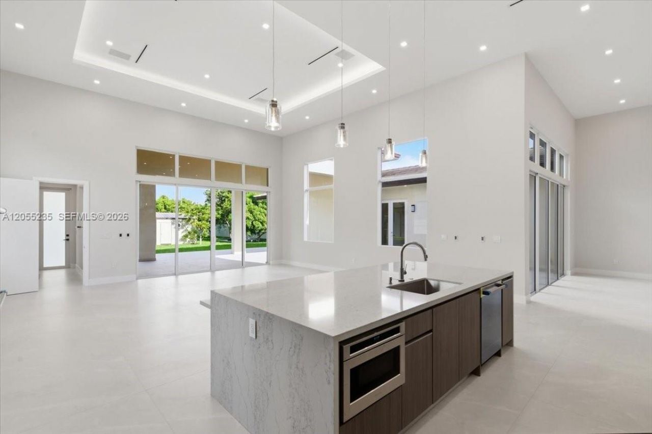 2880 SW 113 Avenue, Miami, FL 33165 Photo
