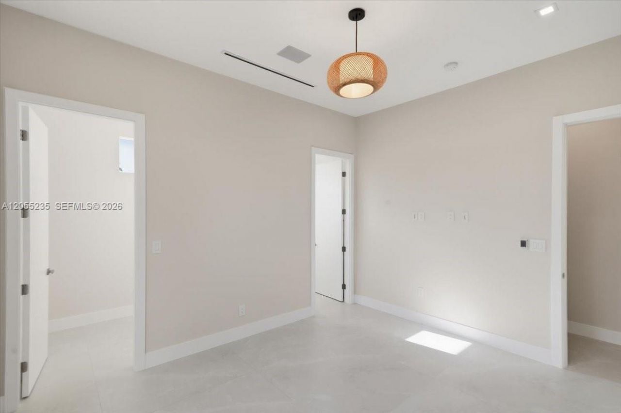 2880 SW 113 Avenue, Miami, FL 33165 Photo