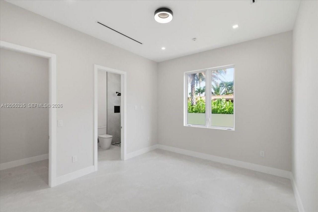 2880 SW 113 Avenue, Miami, FL 33165 Photo