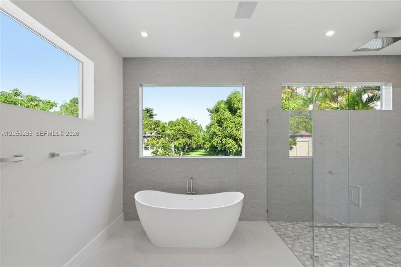 2880 SW 113 Avenue, Miami, FL 33165 Photo