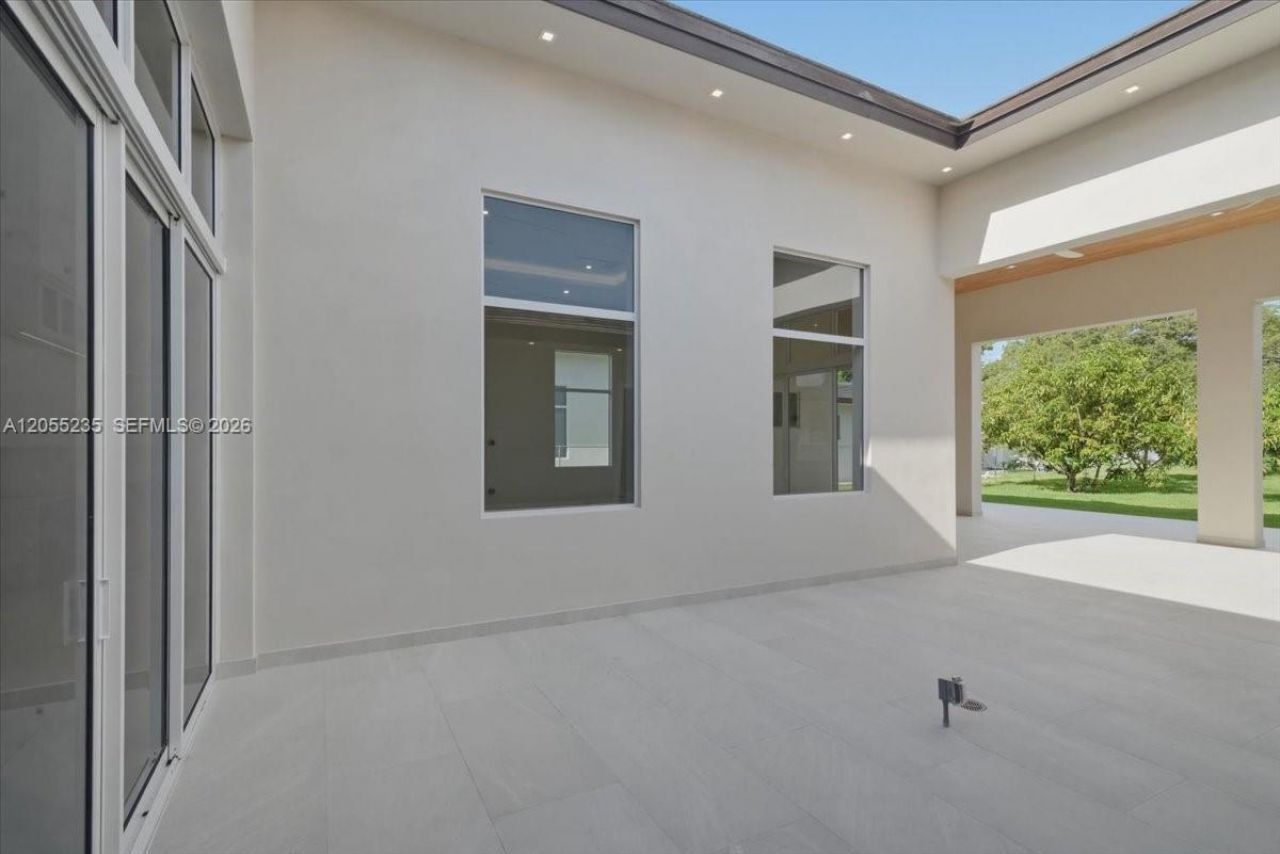 2880 SW 113 Avenue, Miami, FL 33165 Photo