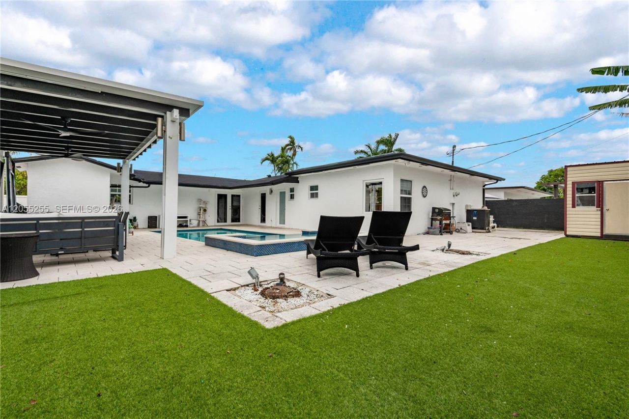 11040 SW 64th St, Miami, FL 33173 Photo