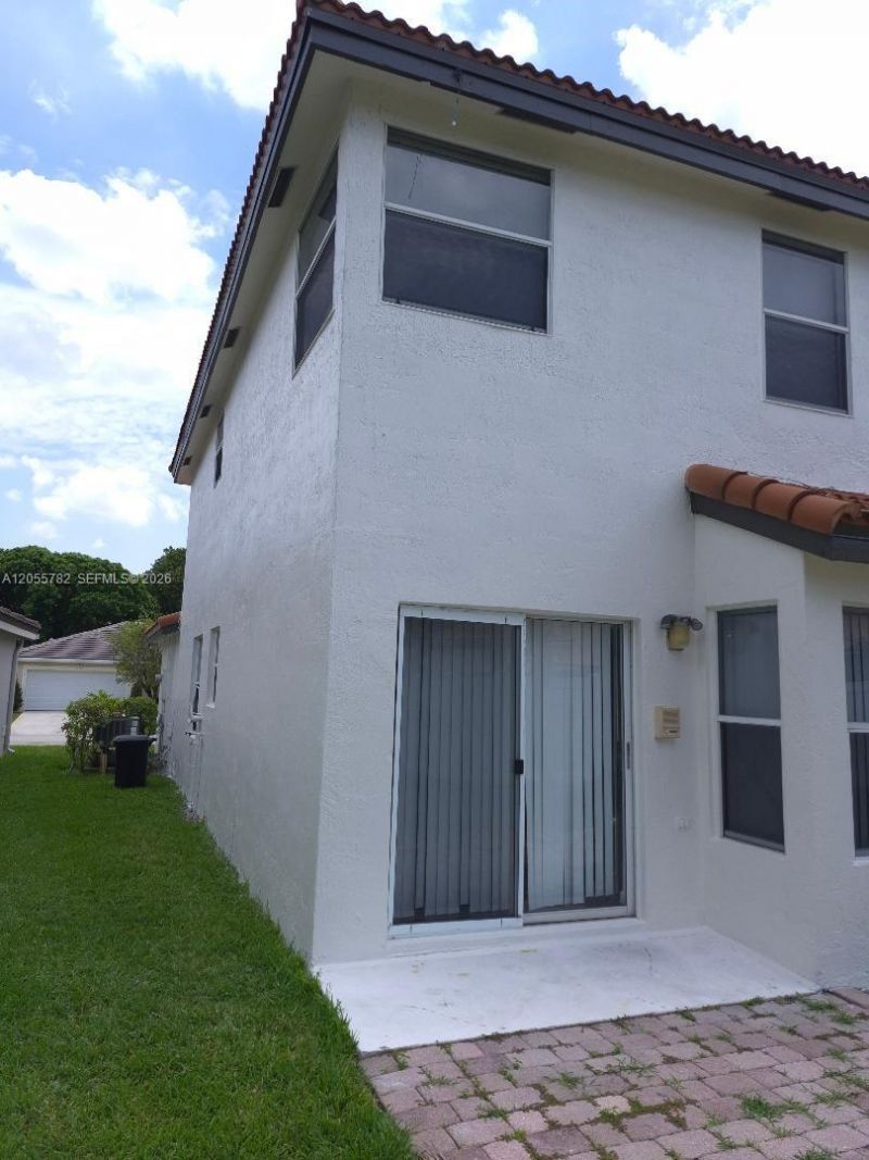18281 NW 19th St, Pembroke Pines, FL 33029 Photo