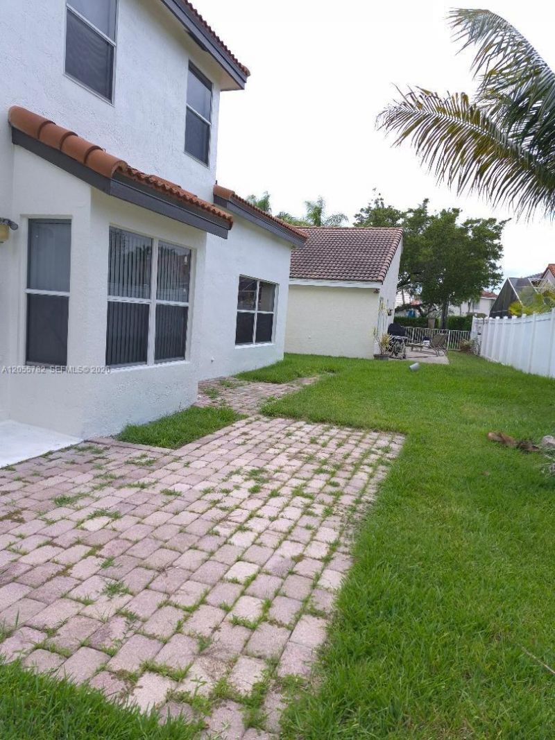 18281 NW 19th St, Pembroke Pines, FL 33029 Photo