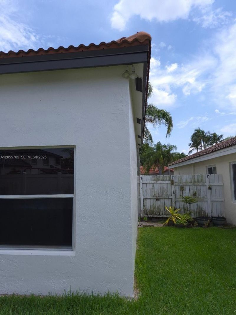 18281 NW 19th St, Pembroke Pines, FL 33029 Photo