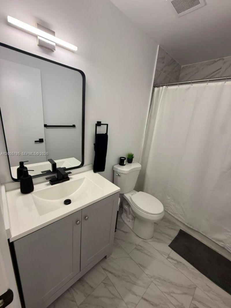 8167 SW 24th St , Davie, FL 33324 Photo