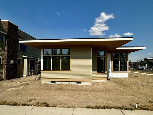 1101 NW Kendrick Place, Unit Lot #294, Bend, OR 97703