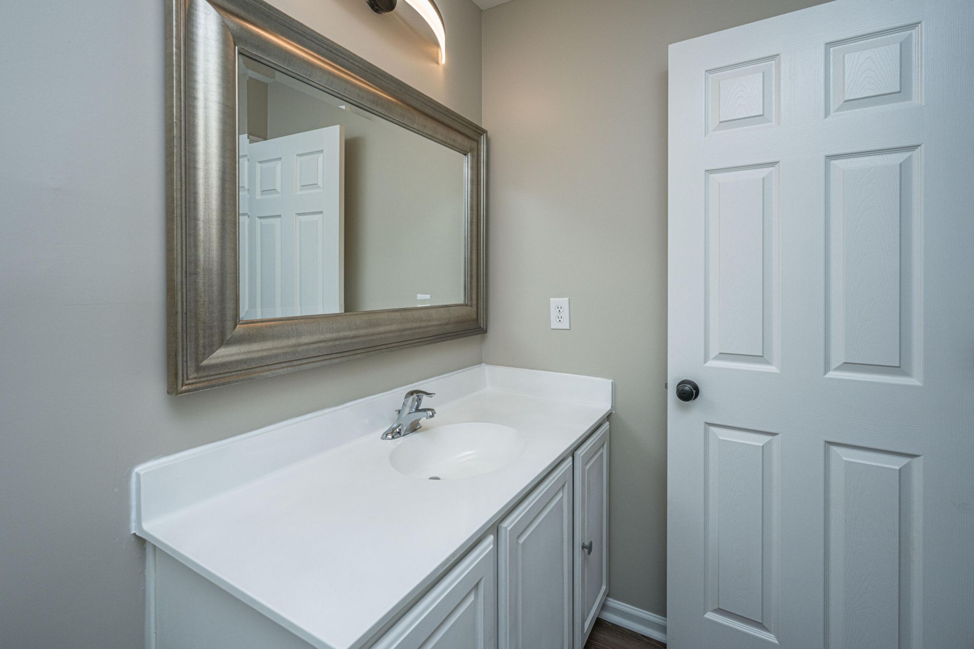 1404 Buckthorn Circle Photo 19