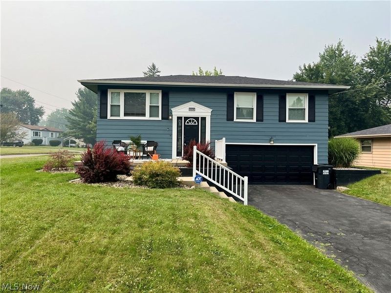 4626 Warwick Drive S, Canfield, OH 44406 Photo 1