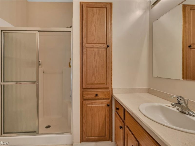 5645 Clingan Road, Struthers, OH 44471 Photo 16