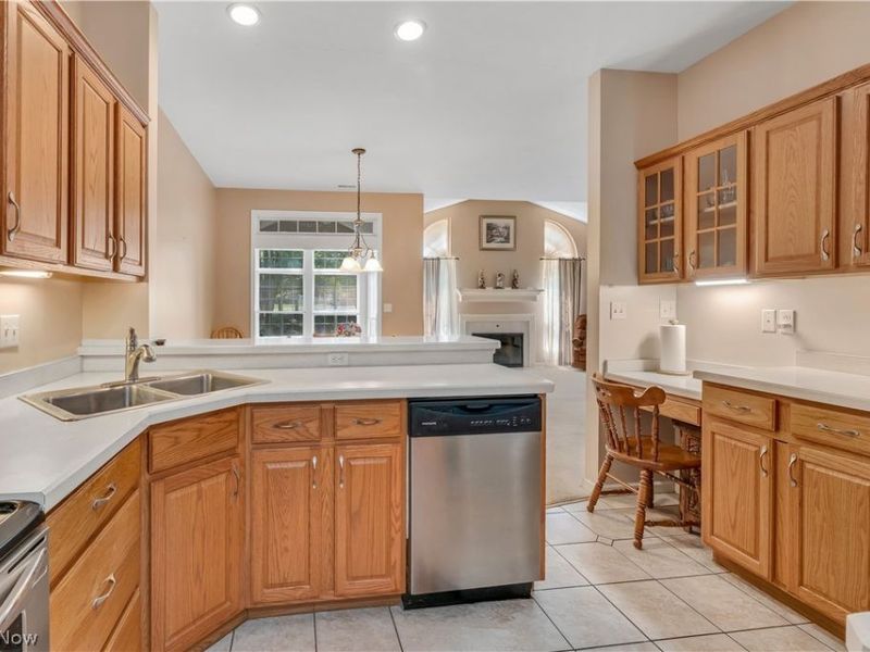 5645 Clingan Road, Struthers, OH 44471 Photo 4