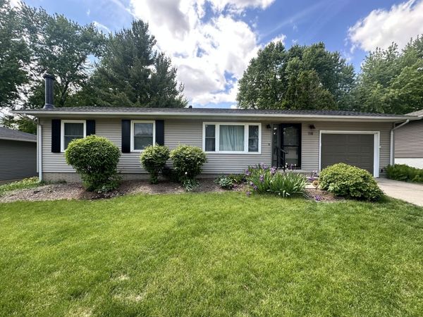 118 N 9th Street , Eldridge, IA 52748