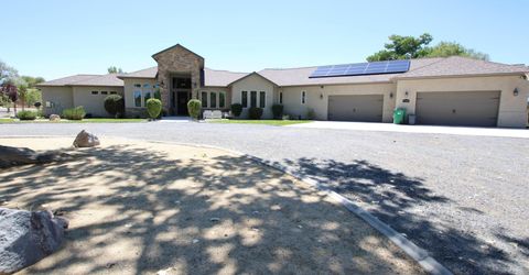 1300 Woody Lane, Fernley, NV 89408 Photo