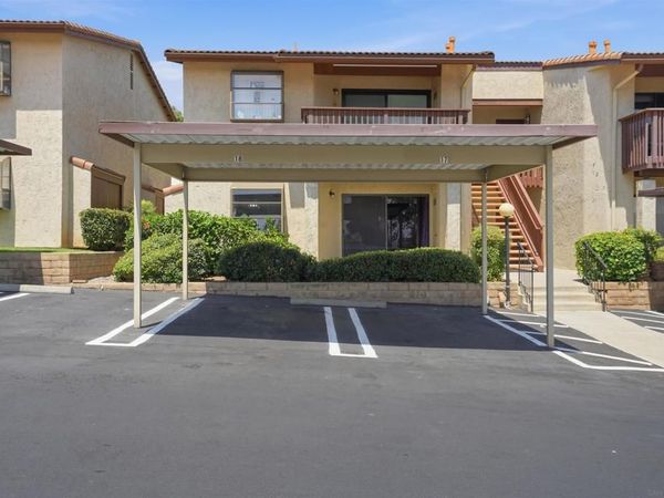 440 Citracado Prkw , Unit 9, Escondido, CA 92025