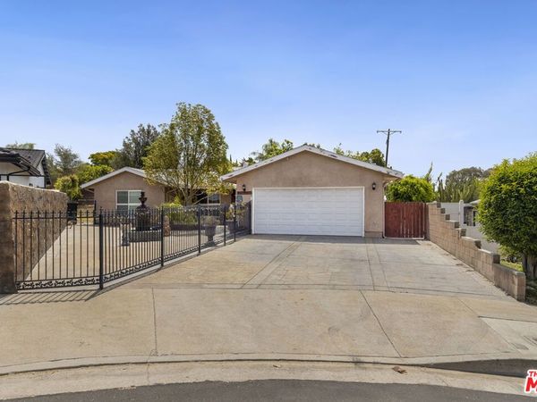13930 Lakeside Street , Los Angeles, CA 91342