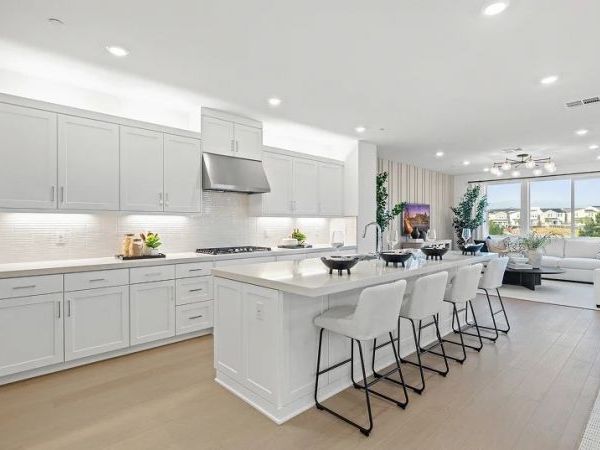 701 Sonia , Irvine, CA 92618