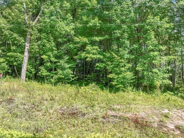 4E Twin Lake Road, Hayward, WI 54843