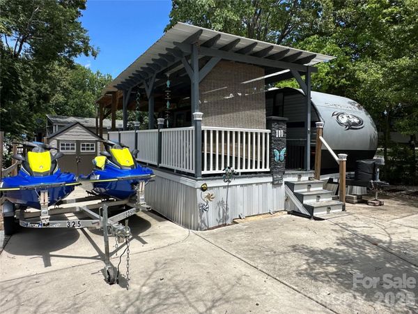 110 Pier Avenue , New London, NC 28127