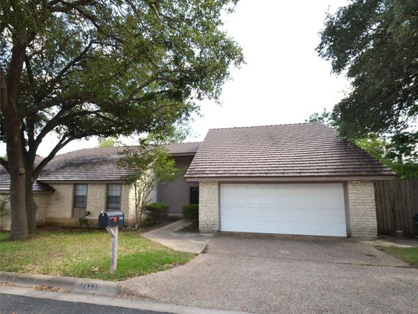 8833 Tallwood DR, Austin, TX 78759