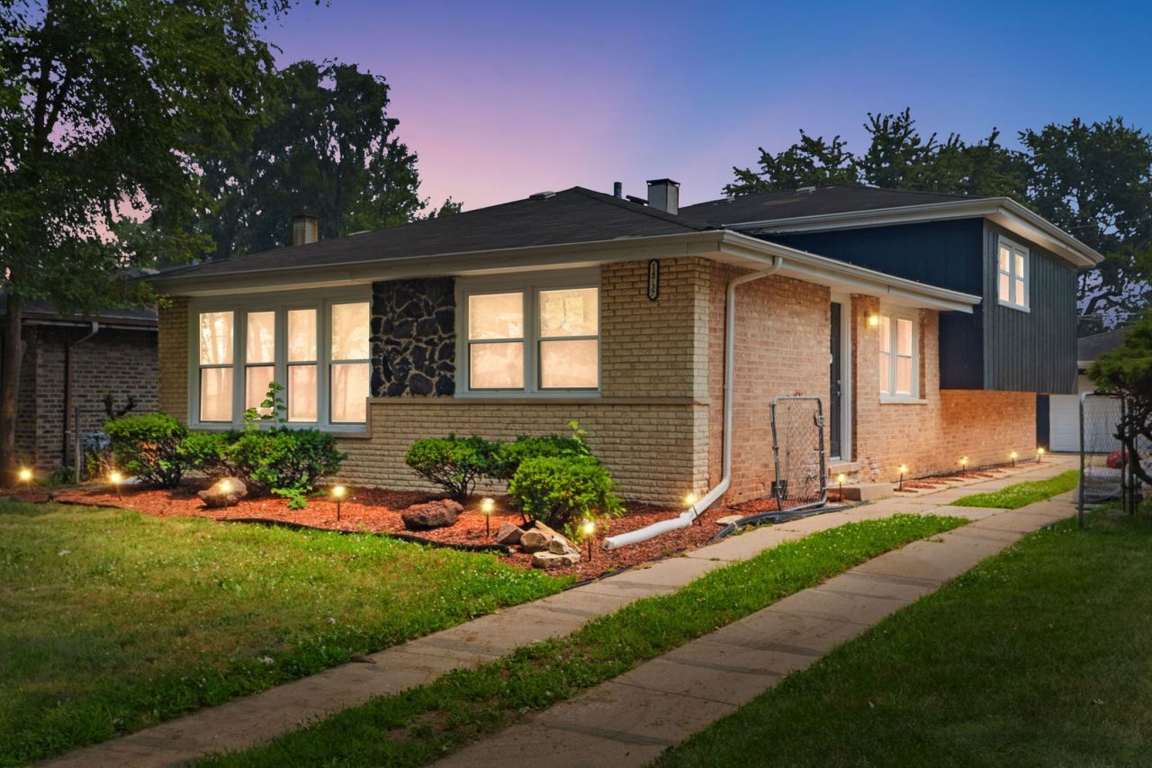 14737 Blackstone Avenue , Dolton, IL 60419 Main Photo