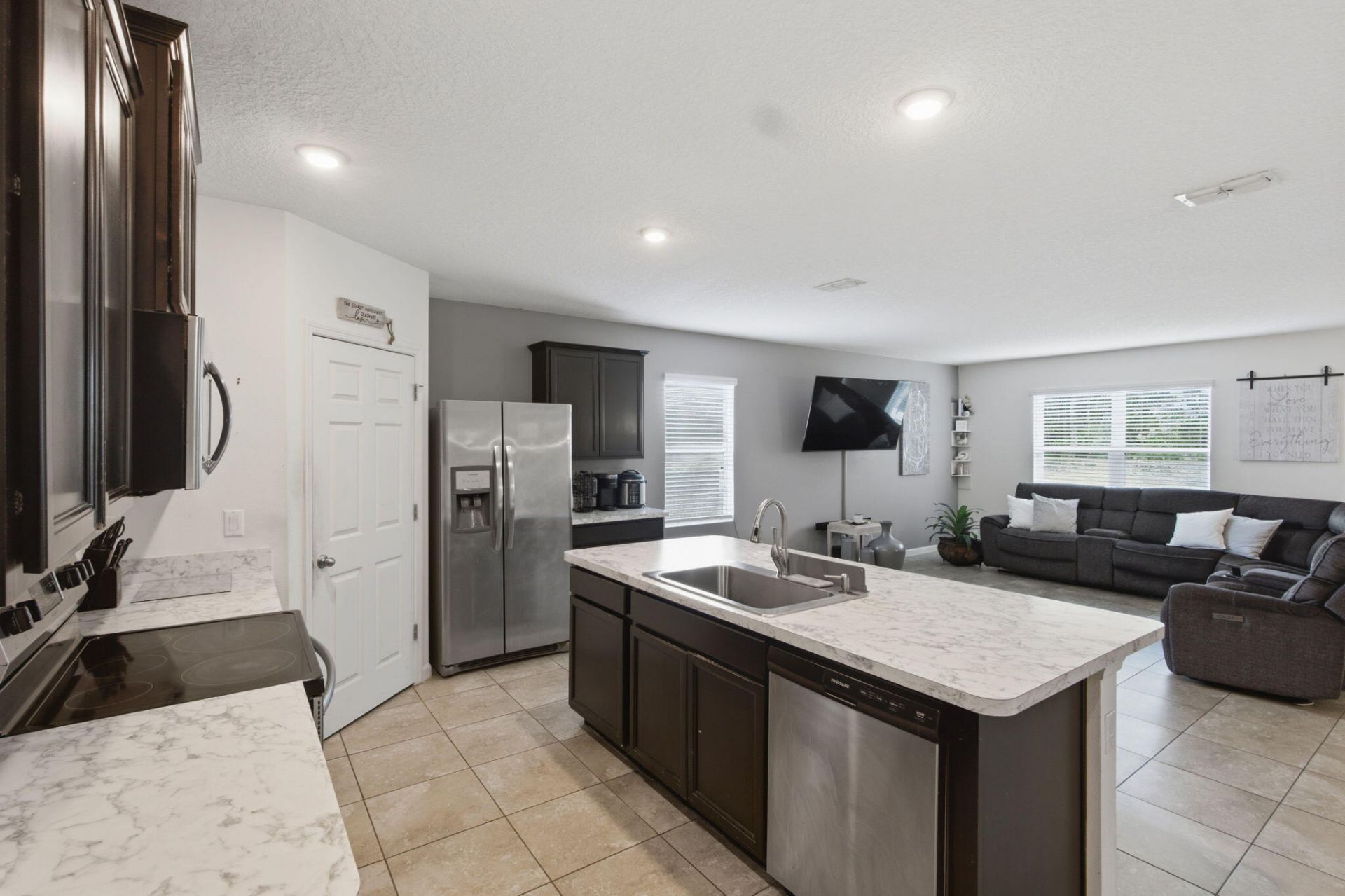 692 SW Paar Drive, Port Saint Lucie, FL 34953 Photo