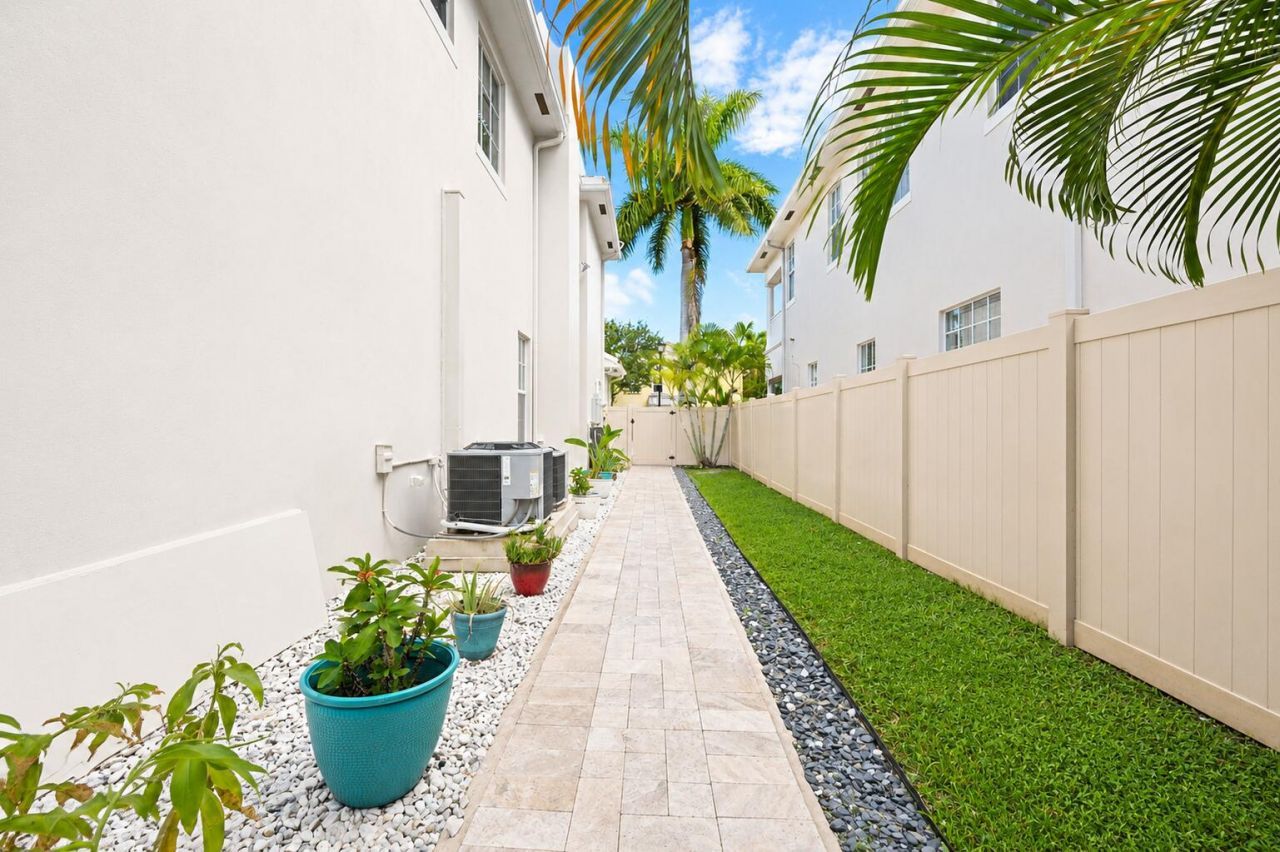 1505 SW 23rd Street, Fort Lauderdale, FL 33315 Photo