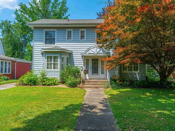 212 PARK Place, Lincoln, IL 62656