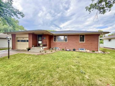 7200 Lexington Avenue, Lincoln, NE 68505
