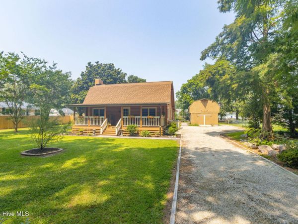 187 Launch Landing Road, Moyock, NC 27958