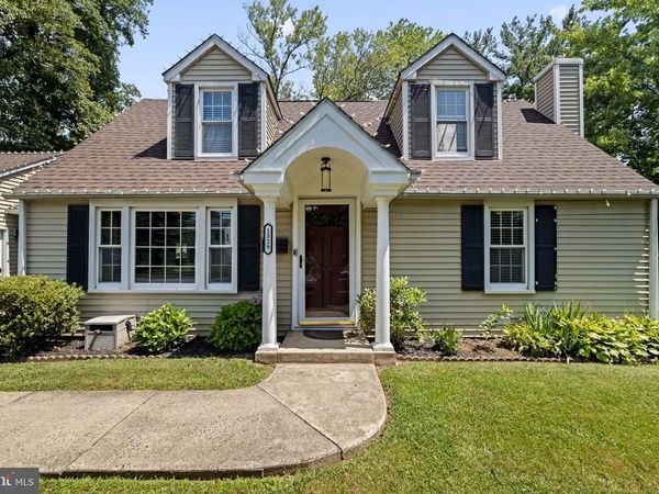 1329 W COUNTY LINE ROAD, WARMINSTER, PA 18974