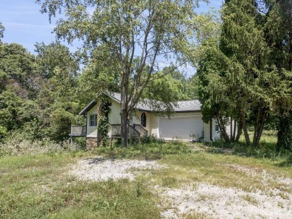 6269 E State Road 54, Bloomfield, IN 47424