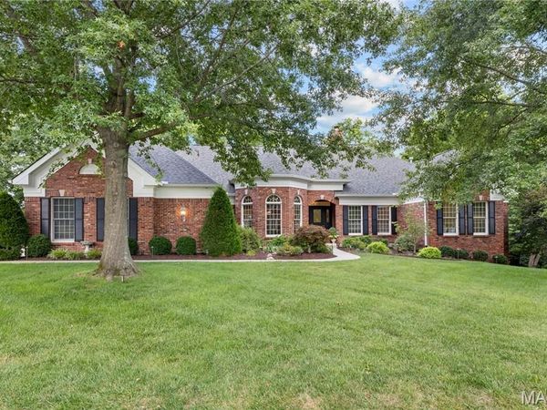 26 Windcastle Drive , Unincorporated, MO 63304