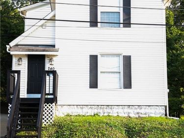 240 E Miller Avenue, Akron, OH 44301
