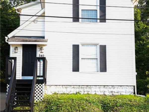 240 E Miller Avenue, Akron, OH 44301