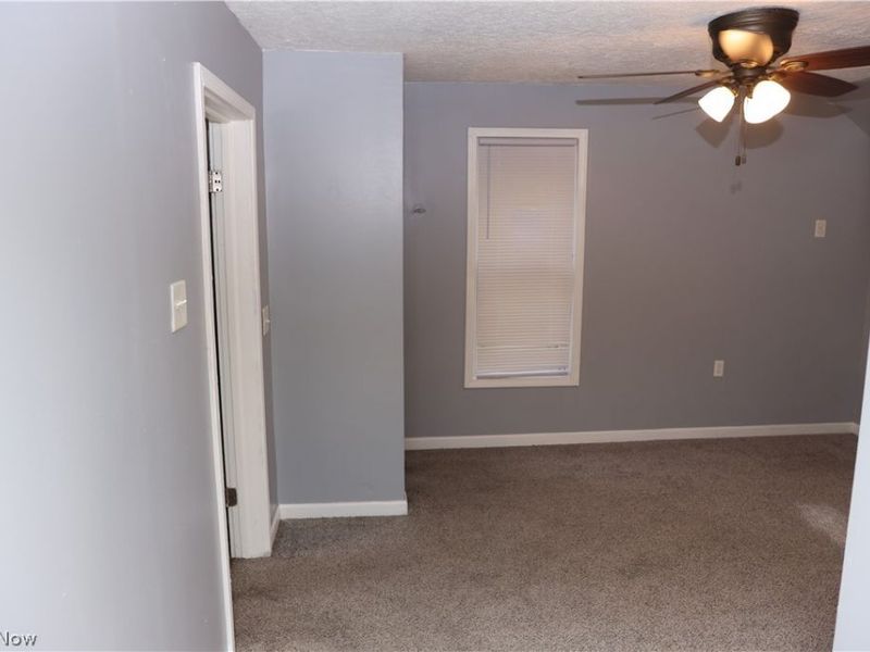 240 E Miller Avenue, Akron, OH 44301 Photo 18