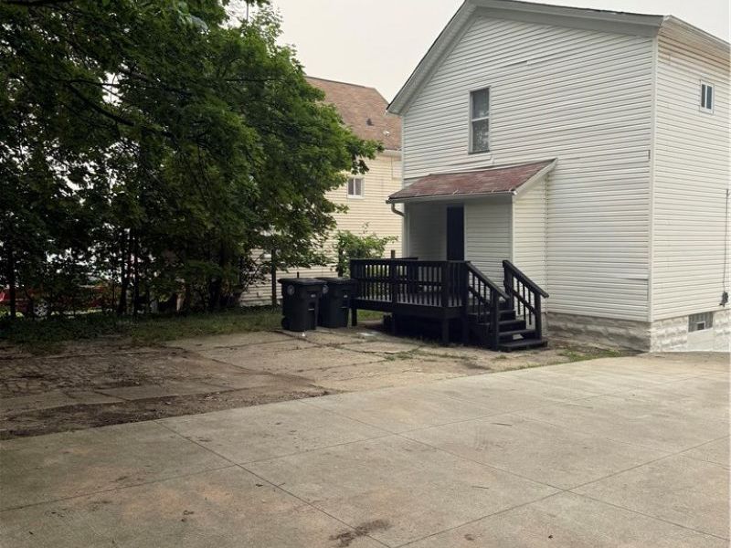 240 E Miller Avenue, Akron, OH 44301 Photo 28